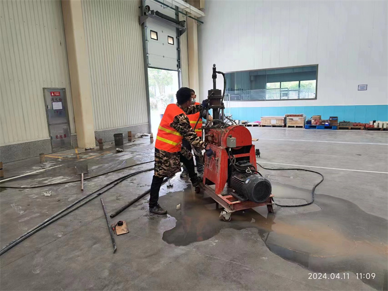 芮城厂房地面下沉塌陷注浆加固施工